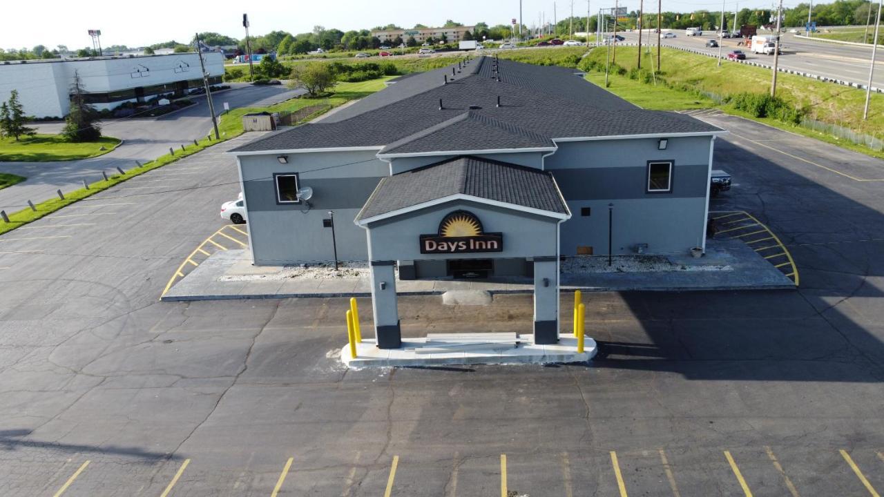 Days Inn By Wyndham Indianapolis East Post Road Exterior photo